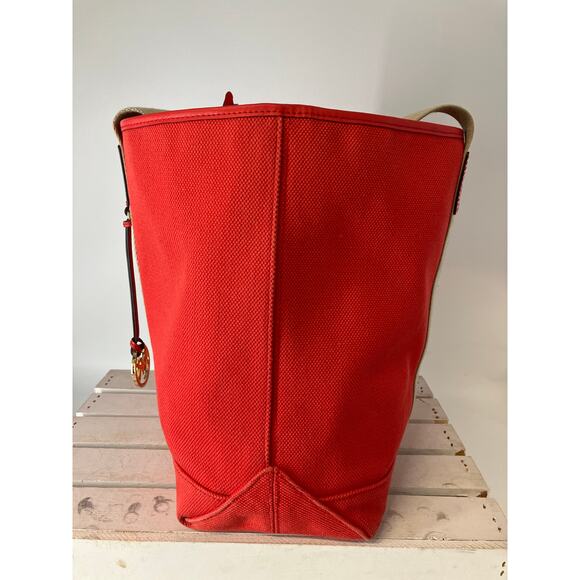 MICHAEL KORS, XL CORAL CANVAS TOTE AND ATTATCHABLE POUCH - Picture 5 of 16